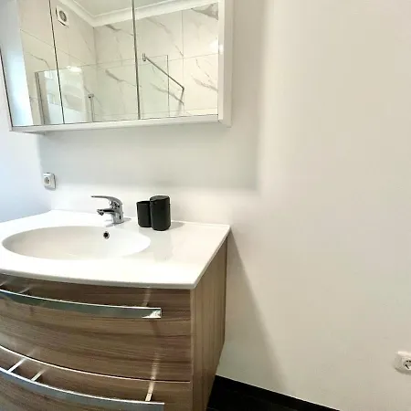 Honor - Nest Neu Renoviert Apartmán Linec