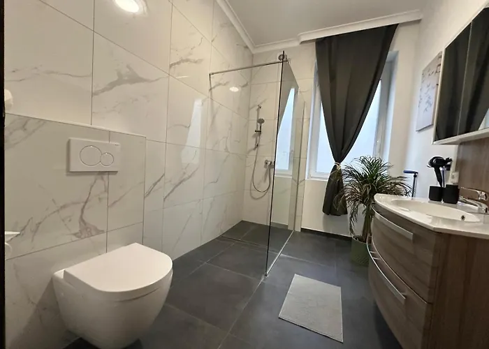 Honor - Nest Neu Renoviert Daire Linz