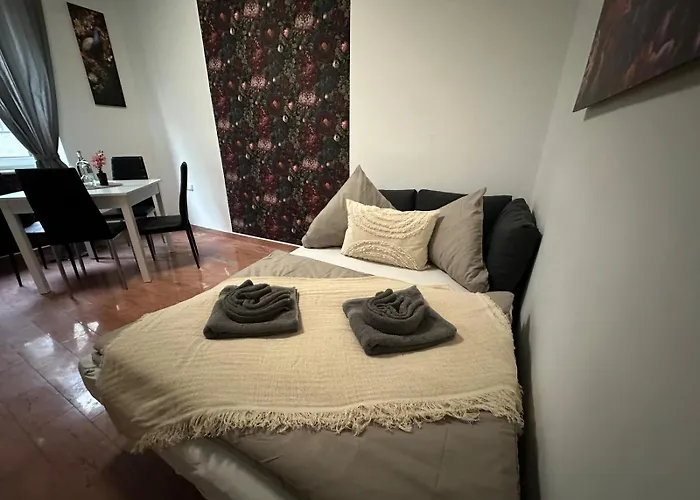 Honor - Nest Neu Renoviert *